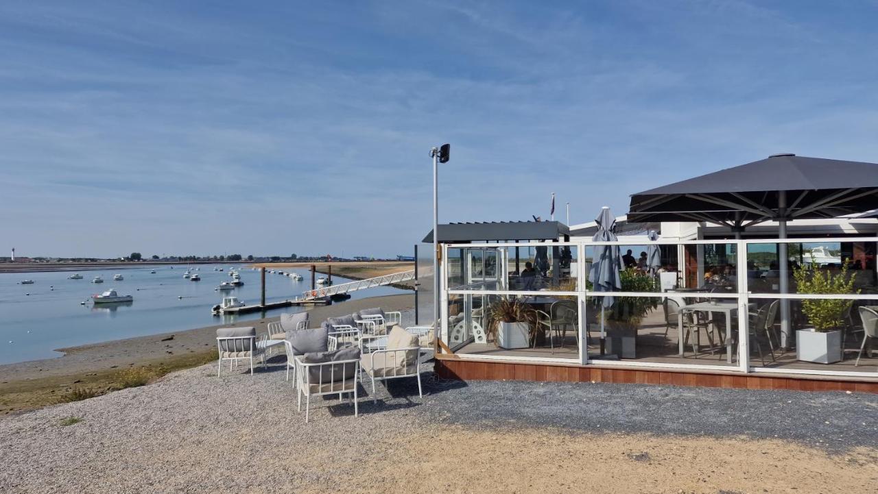 Cap Horn Ensoleille Face Port Courseulles-sur-Mer Exterior photo
